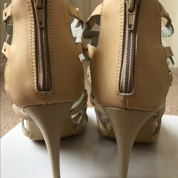 SALE! I’m accepting the best offers!!! - Picture 6 of 8